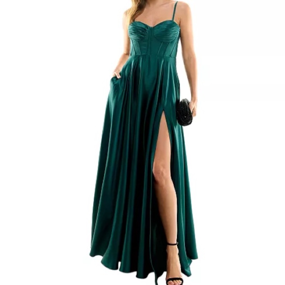 B Darlin Juniors' Corset High-Slit Gown Matte Satun Hunter 13/14